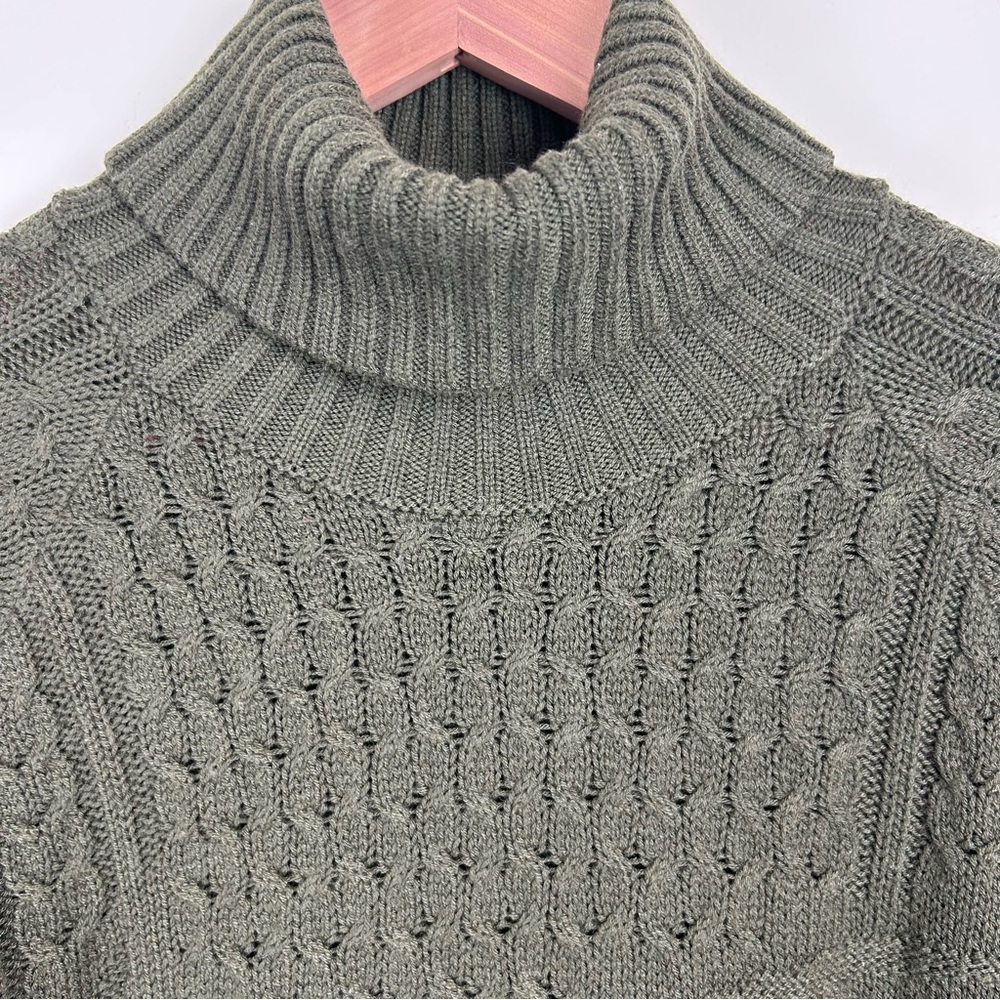 Nike Men's Swoosh Cable Knit Turtleneck Sweater Army Green sz S Athleisure - Picture 3 of 10